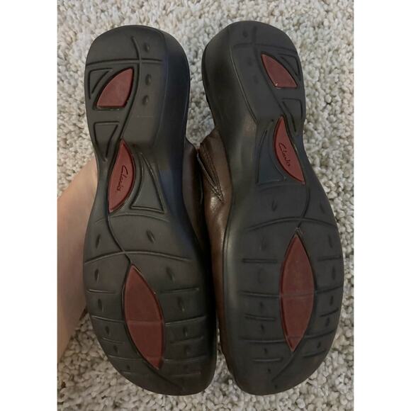 Clarks Brown Leather Slip On Clog Mules Shoes 7 Narrow - Picture 2 of 5